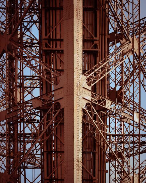 Dentelle.
Quel détail attire votre regard?

❄︎🎄Concours de l'Avent 🎄❄︎ partager la publication en story pour gagner un tirage 20x30 au choix sur mon site 

#toureiffel #tourismefrance #eiffeltower #eiffeltowerparis #couleurs #couleursvives #contrast #parisjetaime #paris #parisgram #exploreparis #selectionphoto #nikonfr #d7500  #dentelle